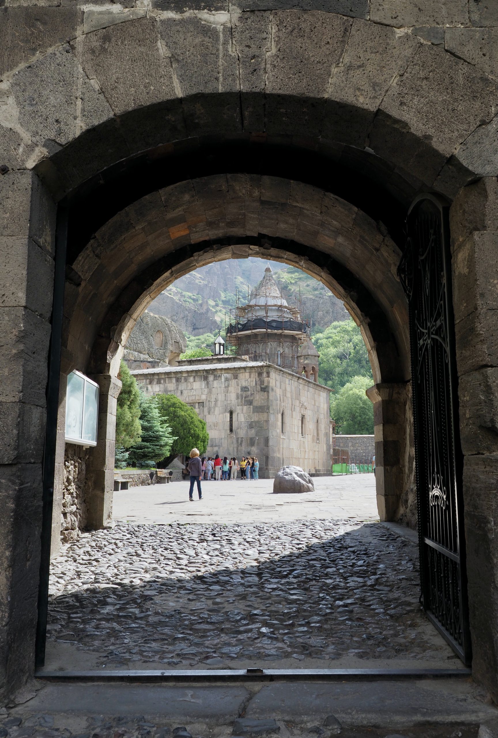 Kloster Geghard & Tempel Garni & Symphonie der Steine