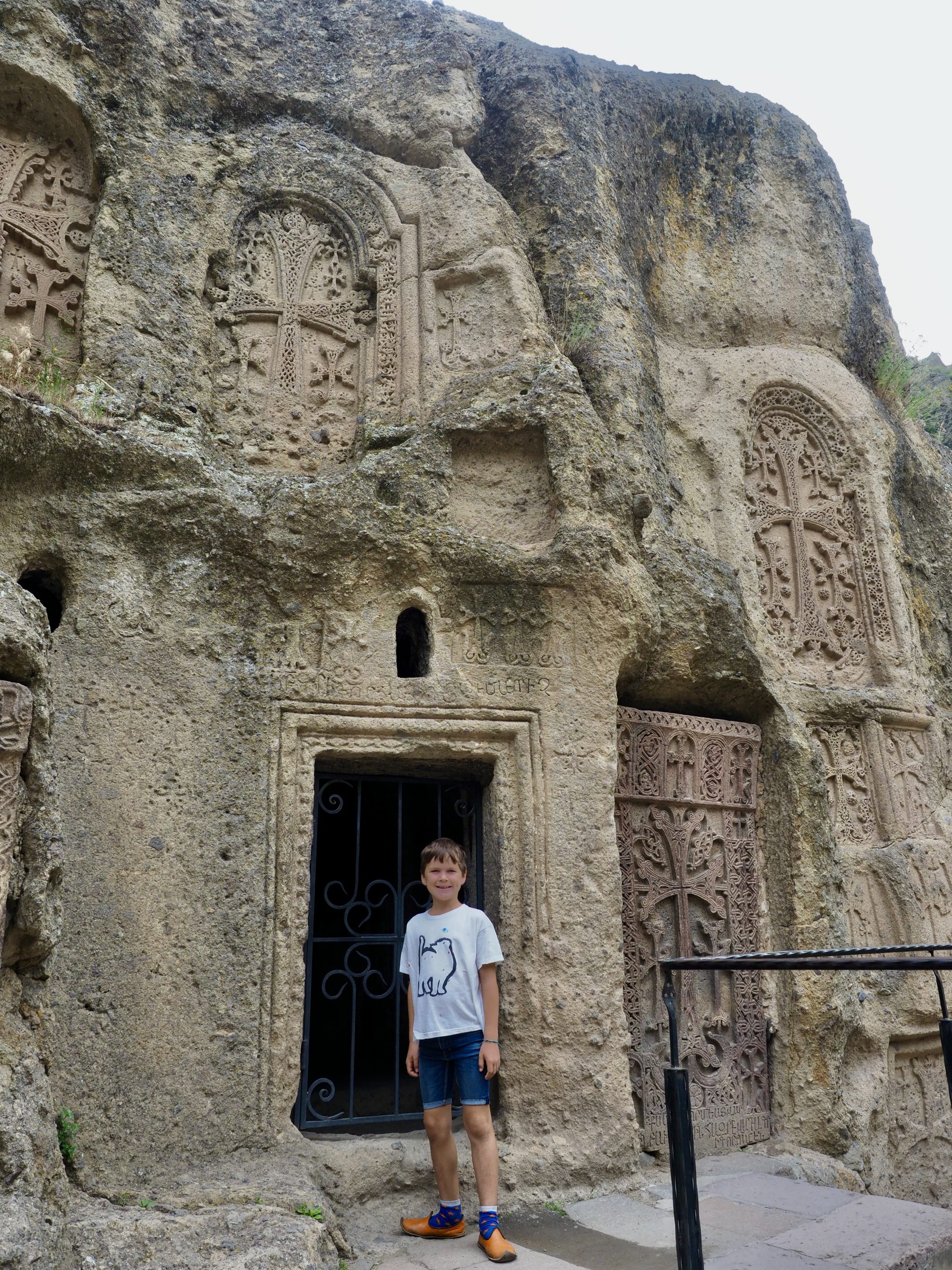 Kloster Geghard & Tempel Garni & Symphonie der Steine