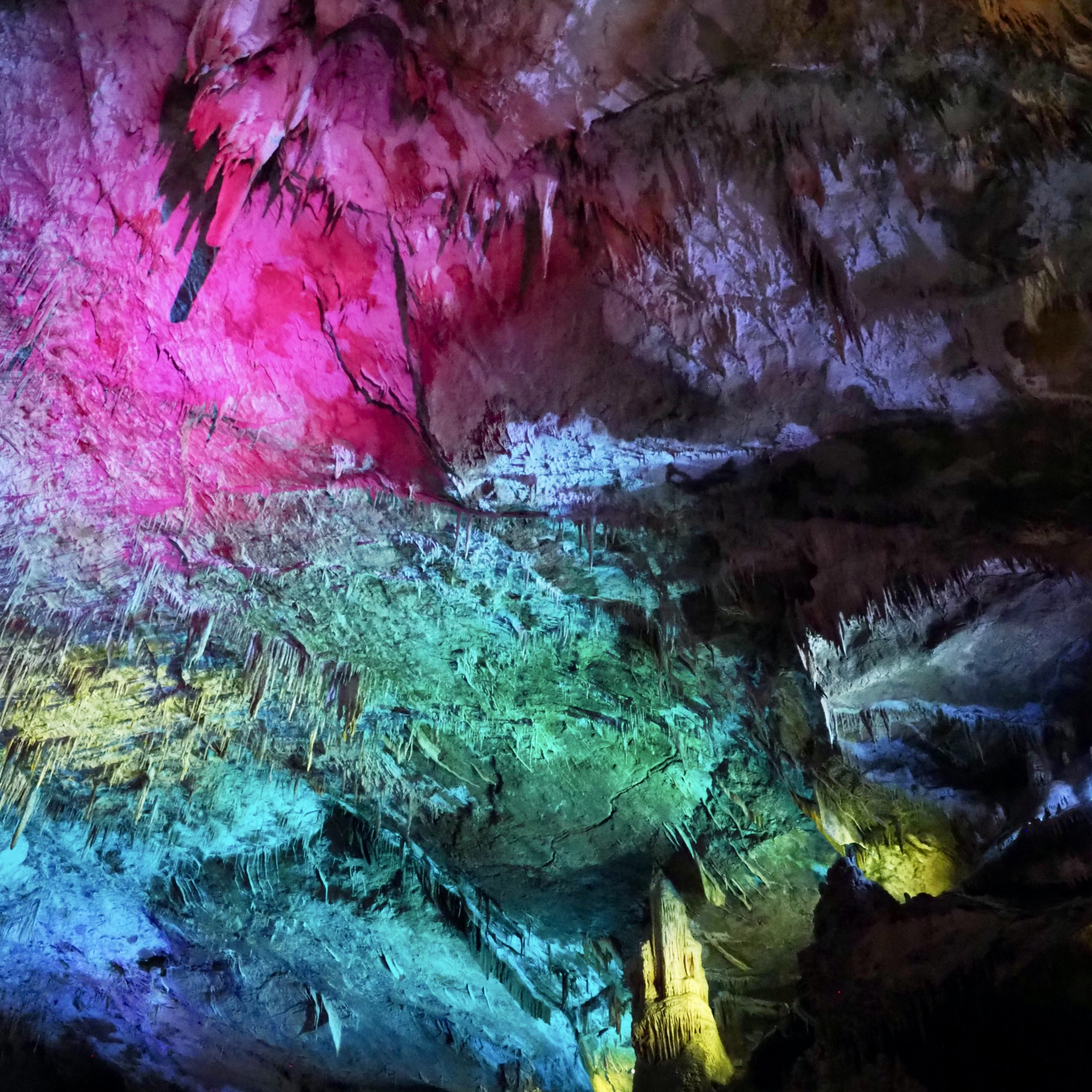 Prometheus Höhle